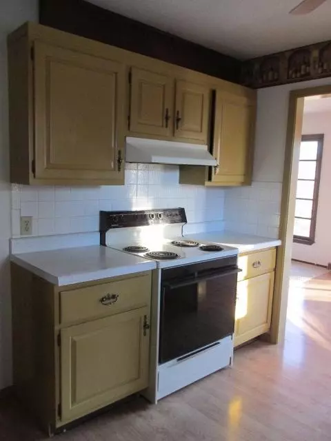 1106 W Arlington Dr, Springfield, MO 65803 photo 7