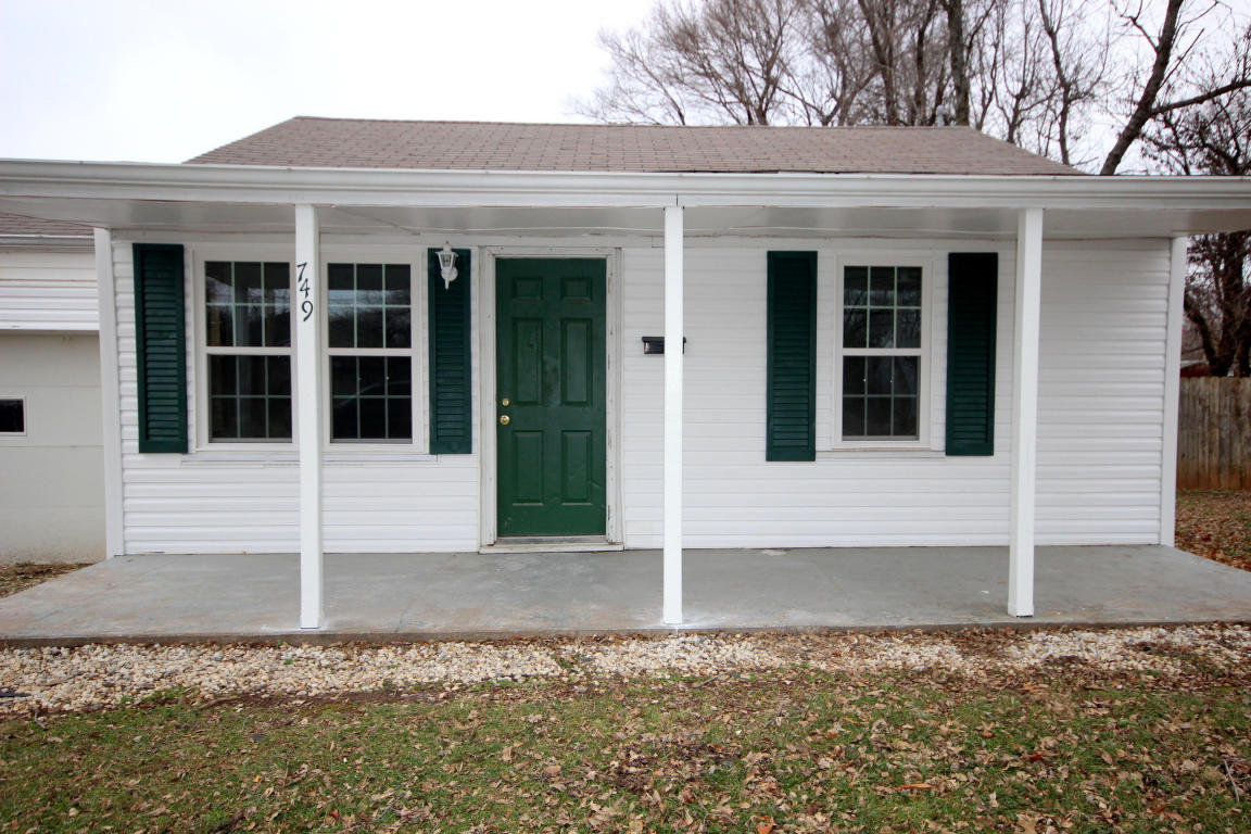 749 W Tracy St, Springfield, MO 65807 photo 1