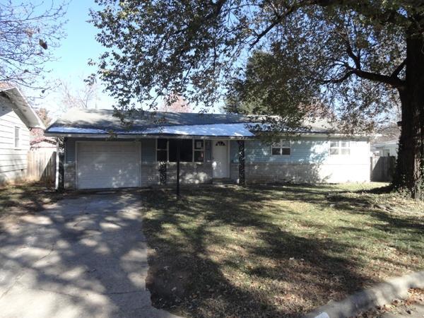 2141 E Lombard St, Springfield, MO 65802 photo 1