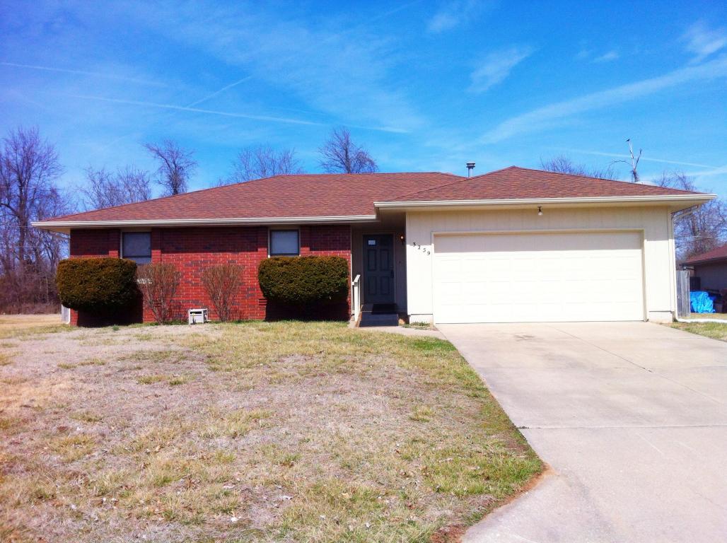 3259 W El Castile St, Springfield, MO 65807 photo 1