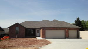 4752 W Minota St, Springfield, MO 65802 photo 1