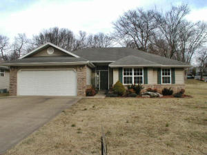 3150 S Lakeside Ave, Springfield, MO 65804 photo 1