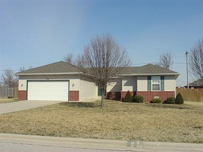 419 E Jeb St, Willard, MO 65781 photo 1