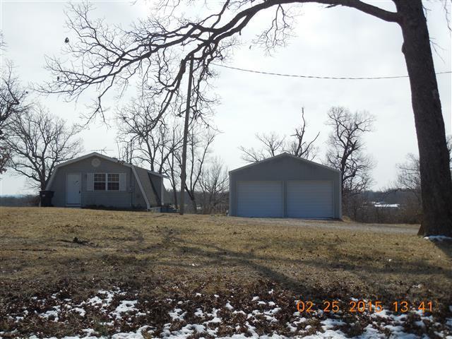 824 E Main St, Buffalo, MO 65622 photo 1