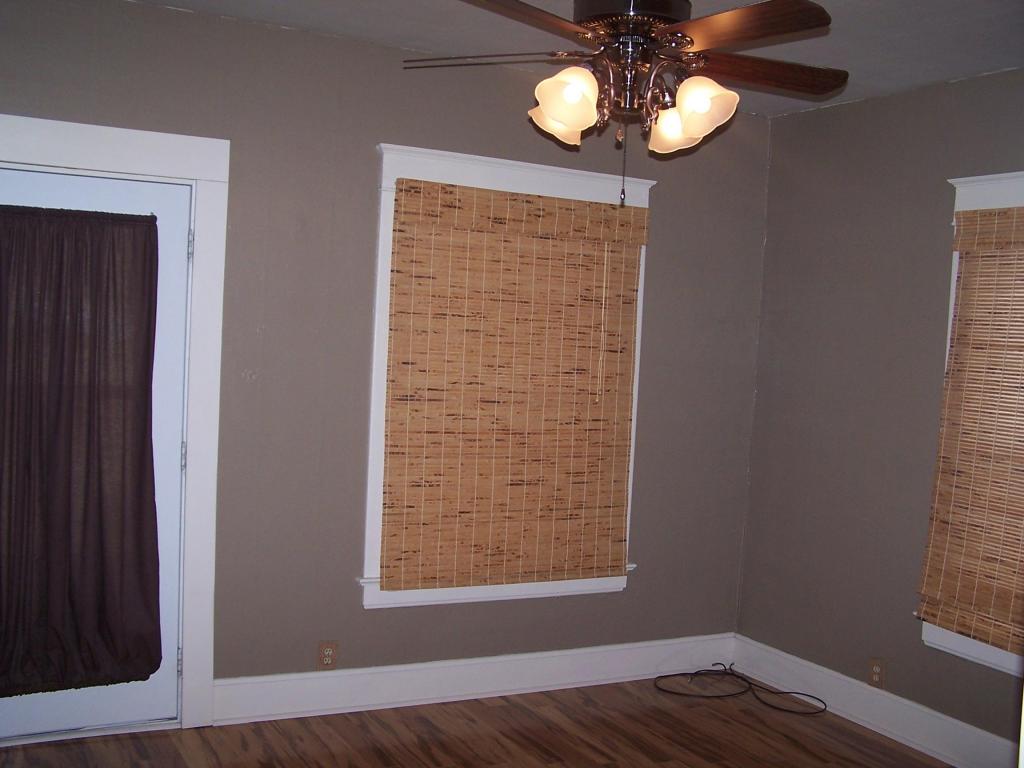 2105 N Missouri Ave, Springfield, MO 65803 photo 1