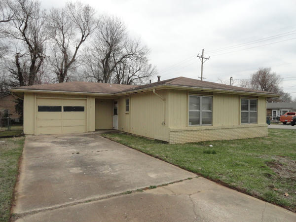 708 N Fulbright, Springfield, MO 65802 photo 1