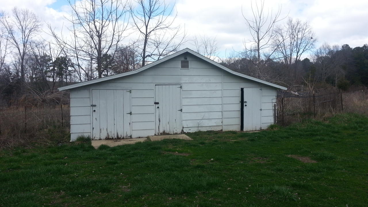 528 Route 5, Ava, MO 65608