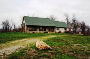 19087 Lawrence 2157, Aurora, MO 65605 photo 1