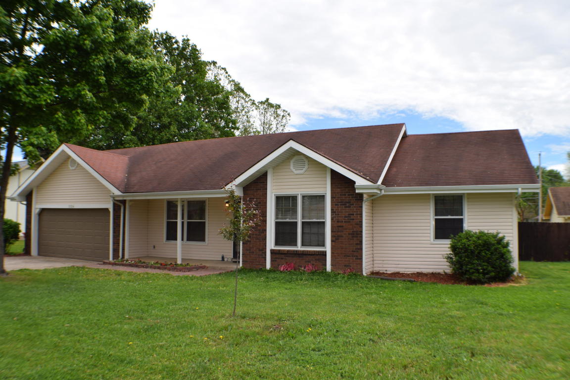 1124 W Berkeley St, Springfield, MO 65807 photo 1