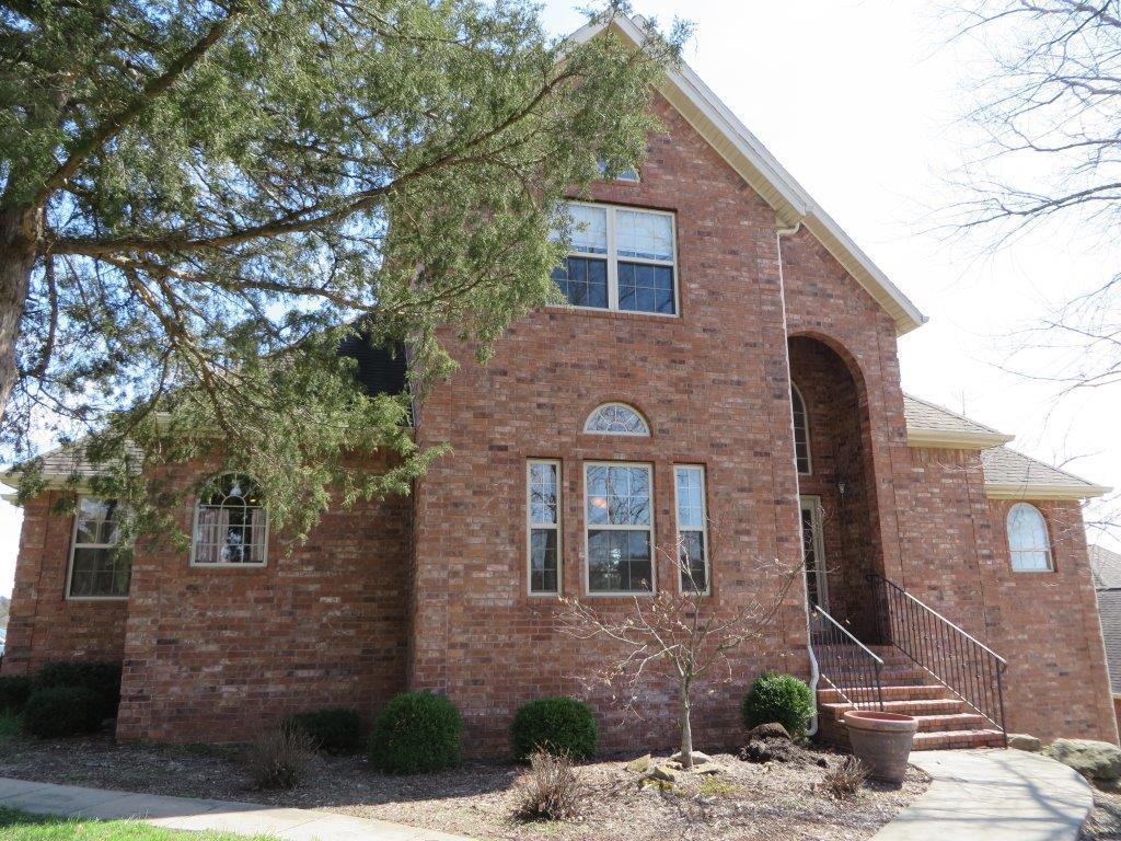 102 Galewood St, Branson, MO 65616 photo 1