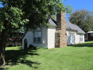 616 E Commercial St, Mansfield, MO 65704 photo 1