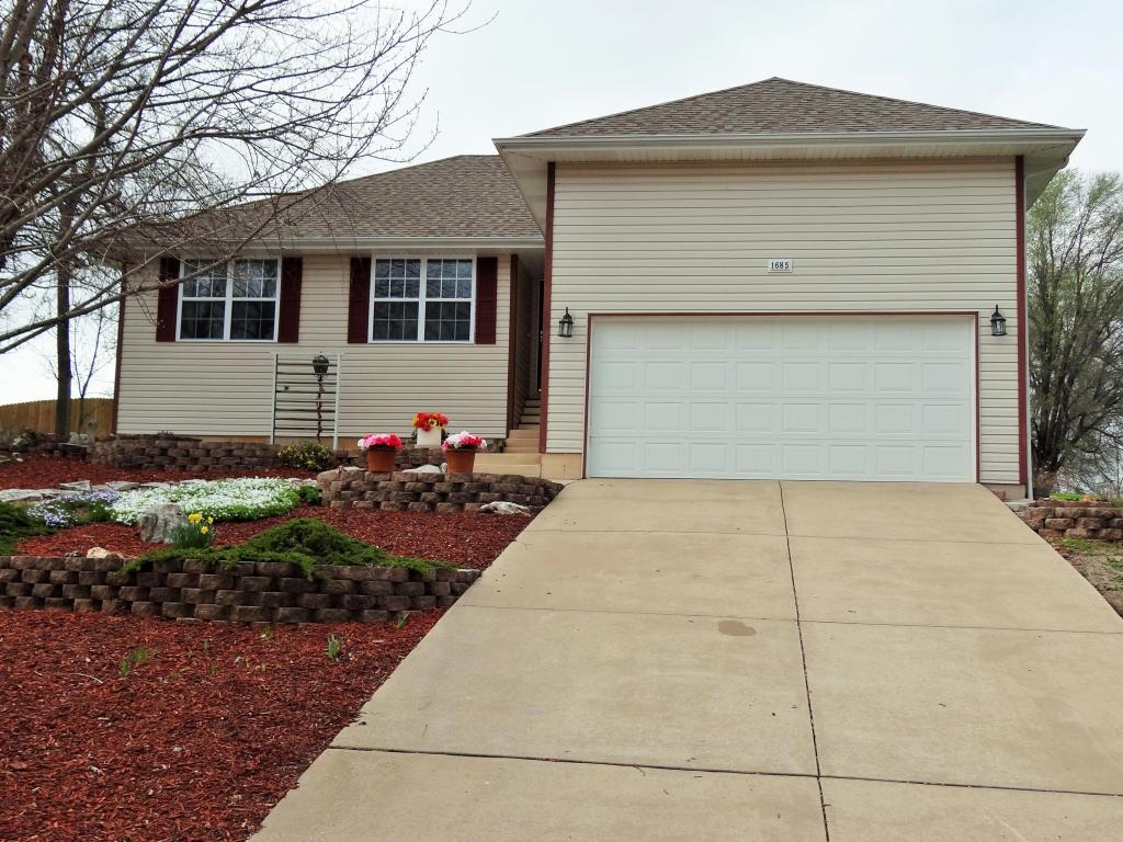 1685 S Canton Ave, Springfield, MO 65802 photo 1