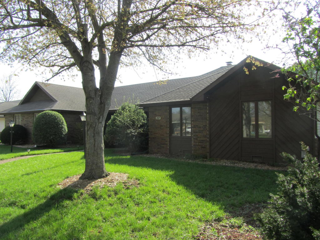 3421 S Kickapoo Ave, Springfield, MO 65804 photo 1