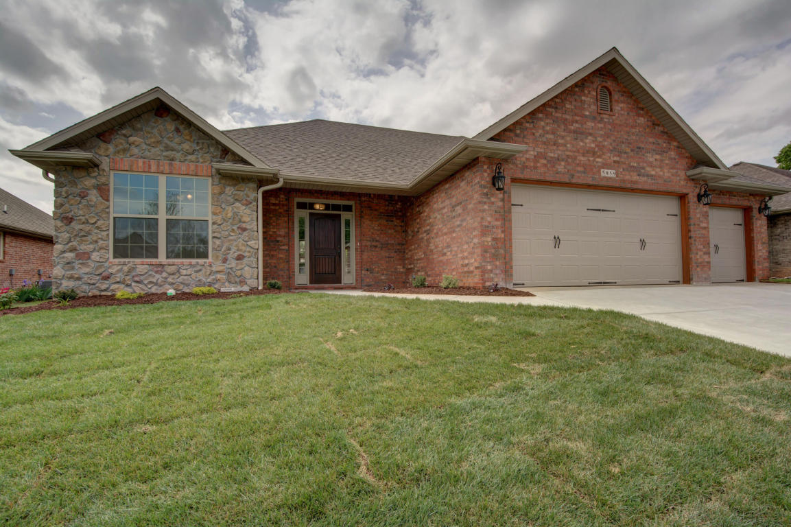 5059 S Burrows Ave, Springfield, MO 65810 photo 1