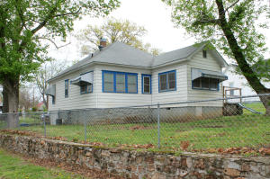 522 Wooster, Carthage, MO 64836 photo 1
