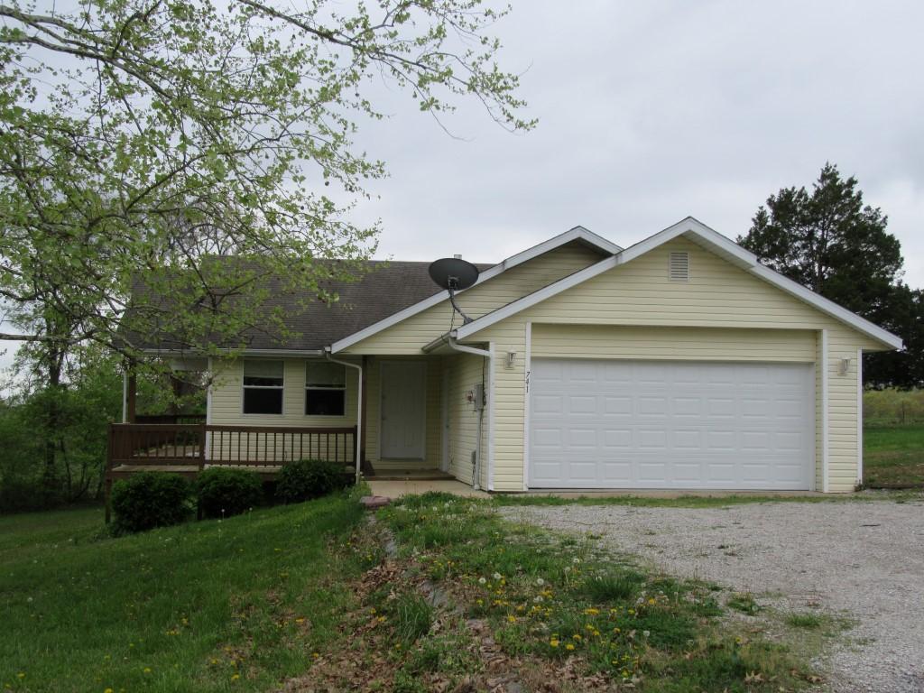 741 Dickens Cir, Forsyth, MO 65653 photo 1