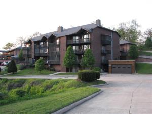 150 Sunken Forest Dr #5-170, Forsyth, MO 65653 photo 1