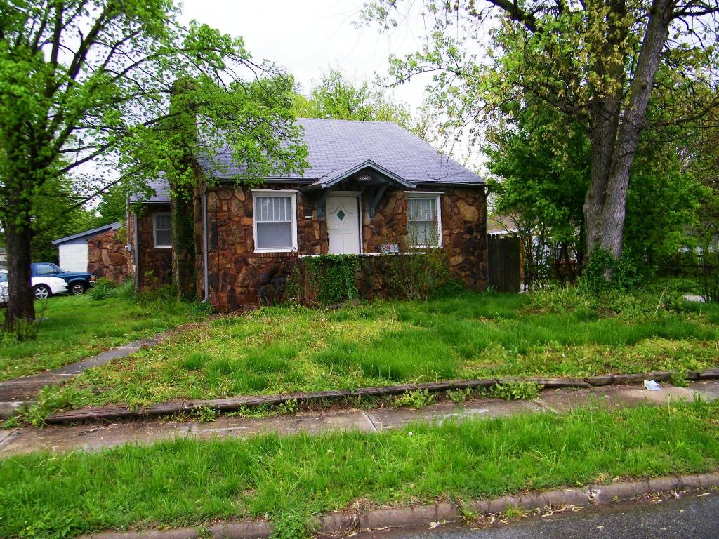 2145 W Walnut St, Springfield, MO 65806 photo 1