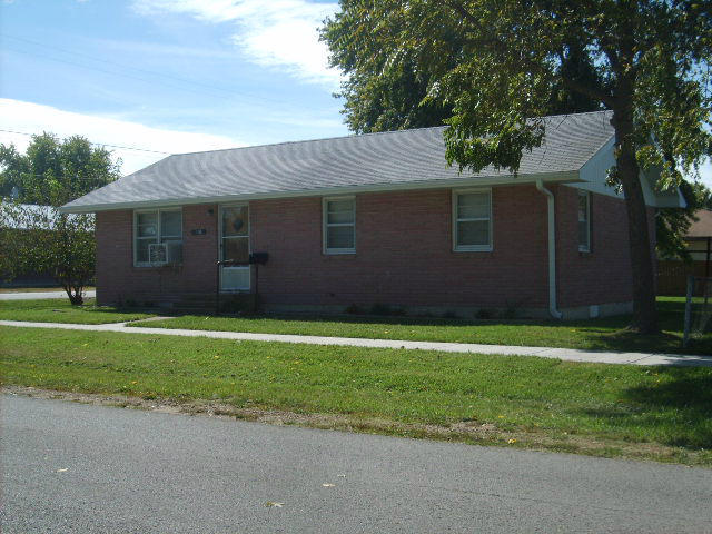 115 S Locust St, Marshfield, MO 65706 photo 1