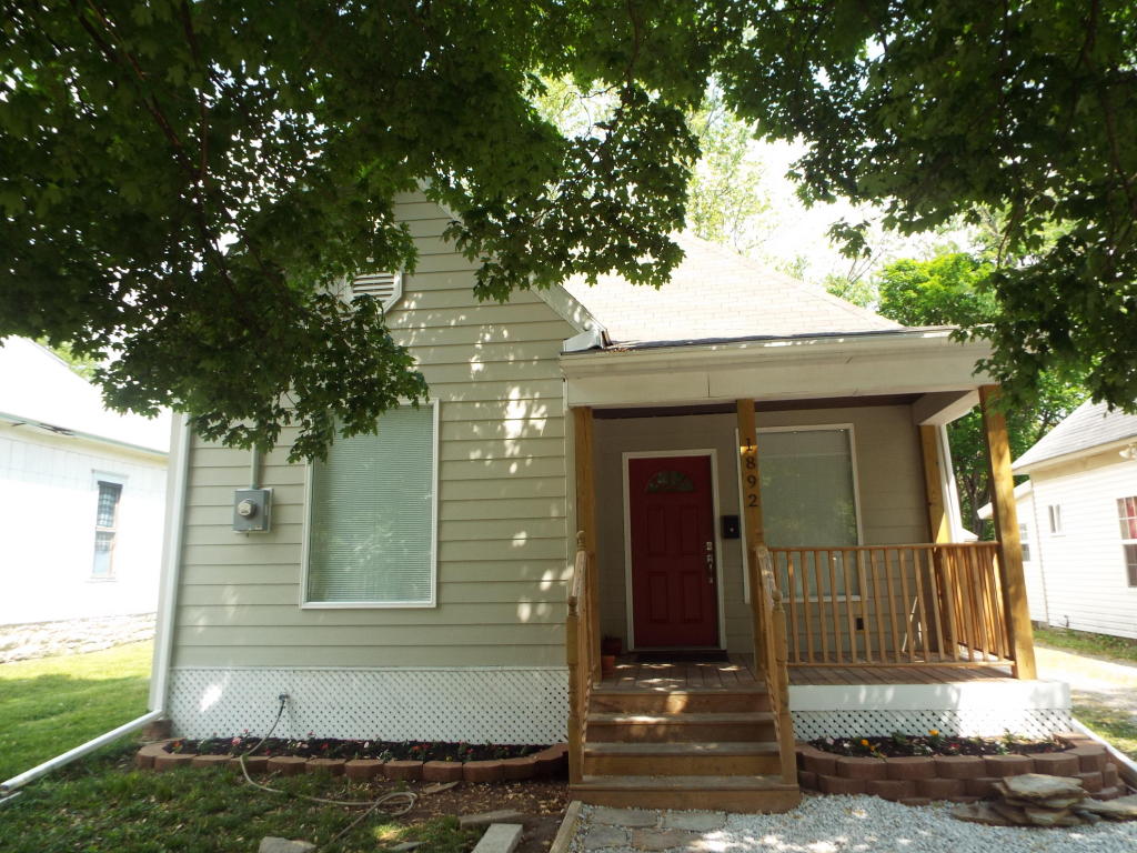 1892 N Missouri Ave, Springfield, MO 65803 photo 1