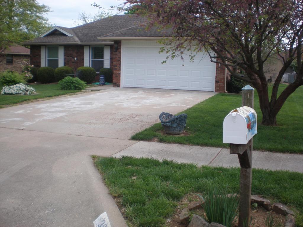 3836 W Harrison St, Springfield, MO 65802 photo 1
