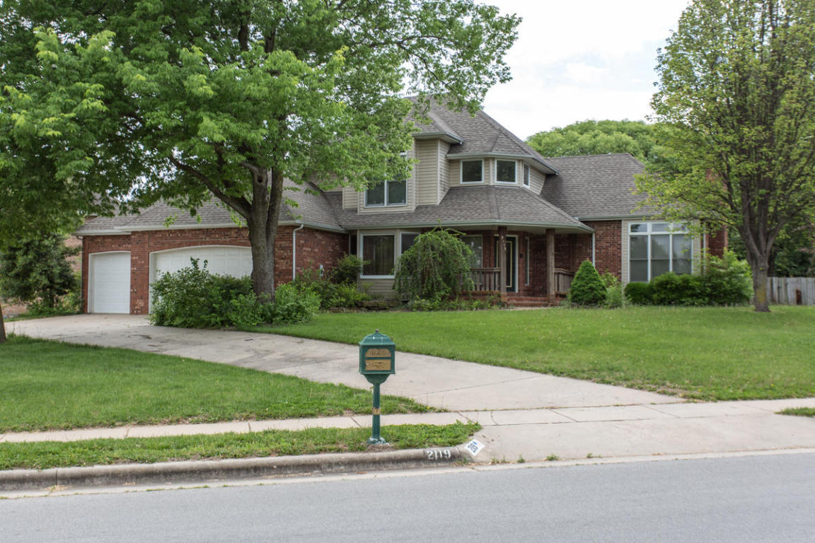 2119 S Celebration Ave, Springfield, MO 65809 photo 1