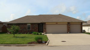 4454 W Nicholas St, Springfield, MO 65802 photo 1