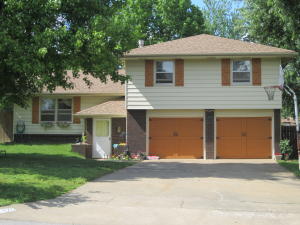 1425 W Swan St, Springfield, MO 65807 photo 1