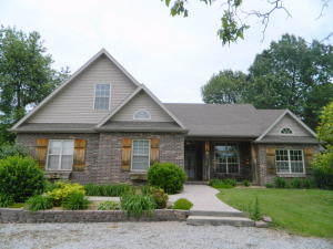 8639 W Serenity Ln, Springfield, MO 65802 photo 1