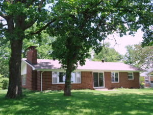 169 N Hickory St, Forsyth, MO 65653 photo 1