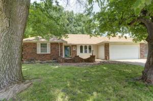 707 E Rosebrier St, Springfield, MO 65807 photo 1