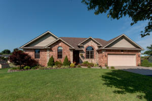 513 S Cully Ave, Republic, MO 65738 photo 1
