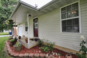 306 W Hayes Rd, Clever, MO 65631 photo 2