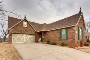 2105 E Finch St, Ozark, MO 65721 photo 1