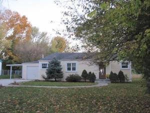 634 W Minota St, Springfield, MO 65807 photo 1