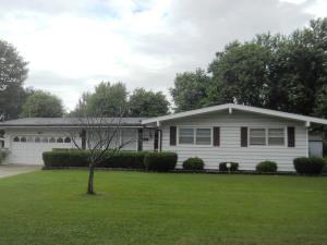 1311 S Rinker Ave, Aurora, MO 65605 photo 1