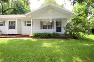 603 S Commerce St, Crane, MO 65633 photo 1
