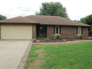 3116 E Meadowmere St, Springfield, MO 65804 photo 1