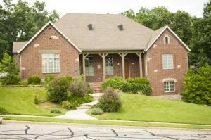 4253 E Woodland St, Springfield, MO 65809 photo 1