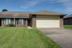 4631 S Ash Ave, Springfield, MO 65804 photo 1