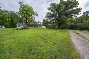 2415 E 525th Rd, Buffalo, MO 65622 photo 1