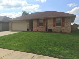 3215 W Scott St, Springfield, MO 65803 photo 1
