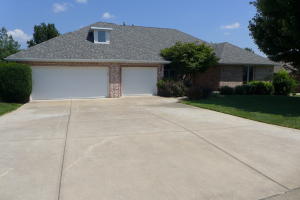3923 E Washita St, Springfield, MO 65809 photo 1