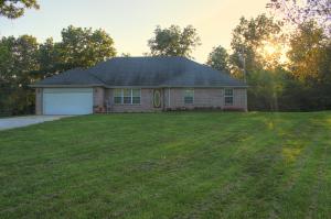 233 River Oaks Dr, Nixa, MO 65714 photo 1