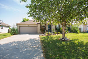 402 Charm Dr, Nixa, MO 65714 photo 1