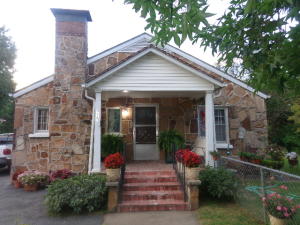 1321 W Florida St, Springfield, MO 65803 photo 1