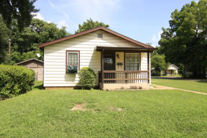 800 N Farmer Ave, Springfield, MO 65802 photo 1
