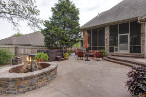 5639 S Lake Ridge Ave, Springfield, MO 65804 photo 1