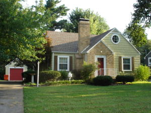 1233 E Linwood, Springfield, MO 65804 photo 1