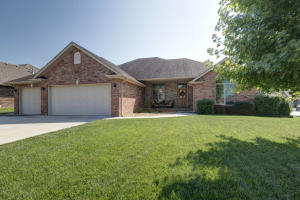 3848 W Eaglecrest St W, Brookline, MO 65619 photo 1